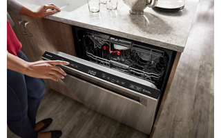 KitchenAid 47 DBA Two-rack Dishwasher in PrintShield Finish with Prowash Cycle (KDTE104KPS)