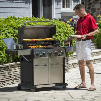Broil King BARON S 590 PRO INFRARED Liquid Propane Grill with 5 Burners - 876944 LP