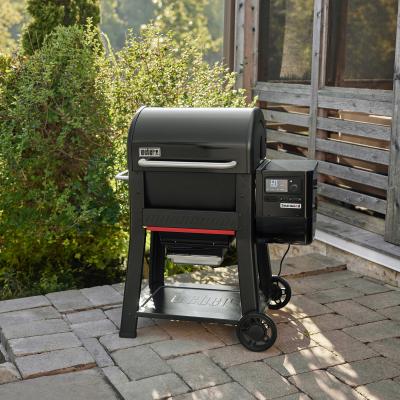 24" Weber Searwood 600 Wood Pellet Grill in Black - 1500120