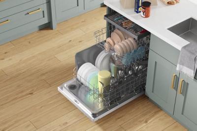 24" Whirlpool Built-In Undercounter Dishwasher in White - WDTA50SAKW