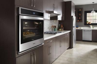 30" Whirlpool 5.0 Cu. Ft. Smart Single Wall Oven With Touchscreen - WOS51EC0HS