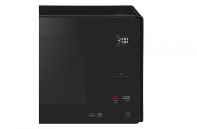 21" LG 1.5 cu. ft. NeoChef Countertop Microwave With Smart Inverter and EasyClean - LMC1575SB